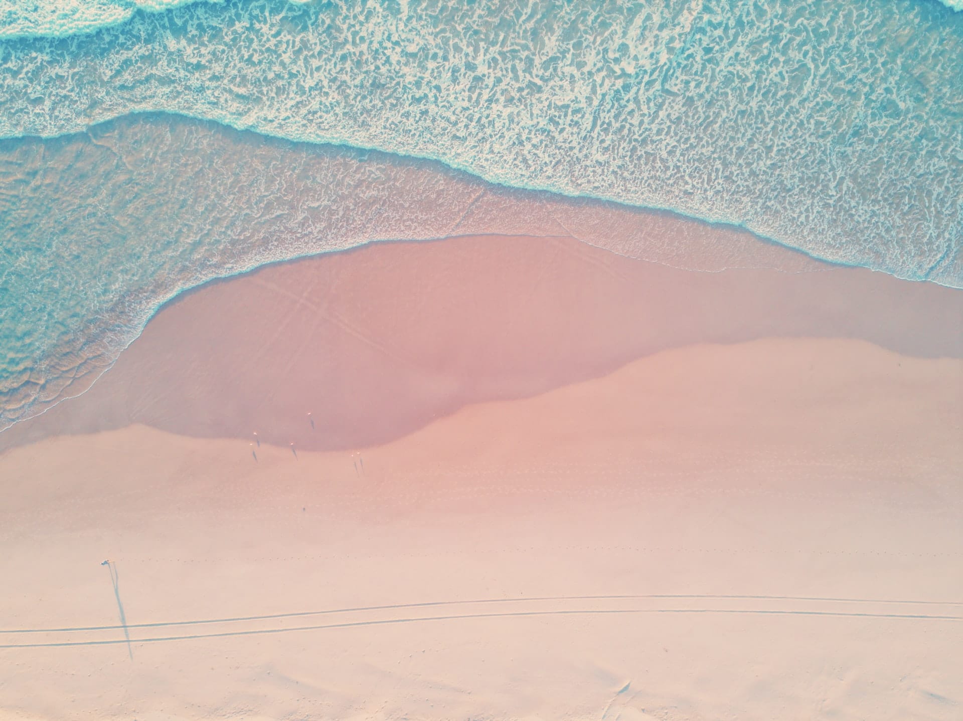 imagen de una playa vista desde el aire